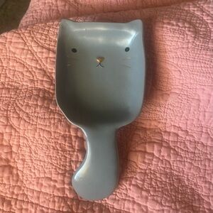 Gray Cat-Shaped ceramic spoon rest, like new